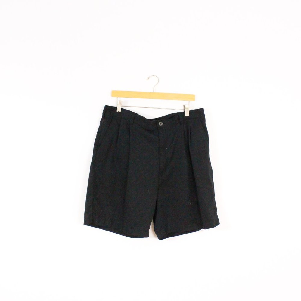 Croft & Barrow Black Pleated Cargo Short